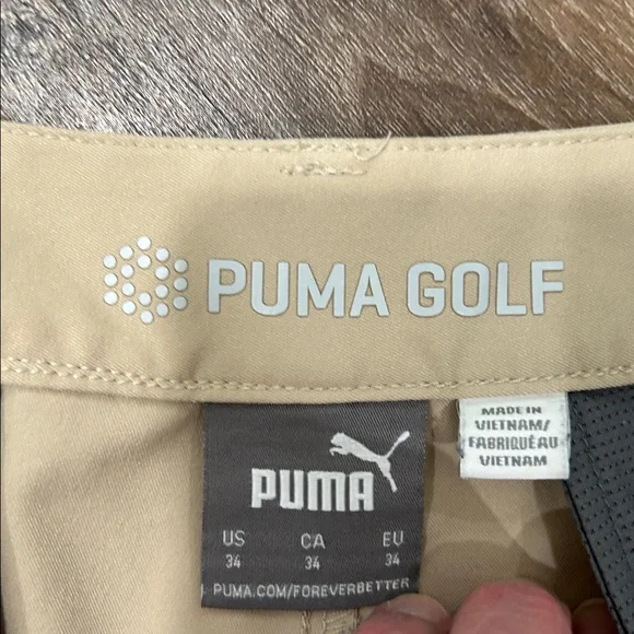 Puma Golf Shorts, Puma way 1 light khaki color, size US 34 waist lightweight - Picture 4 of 13
